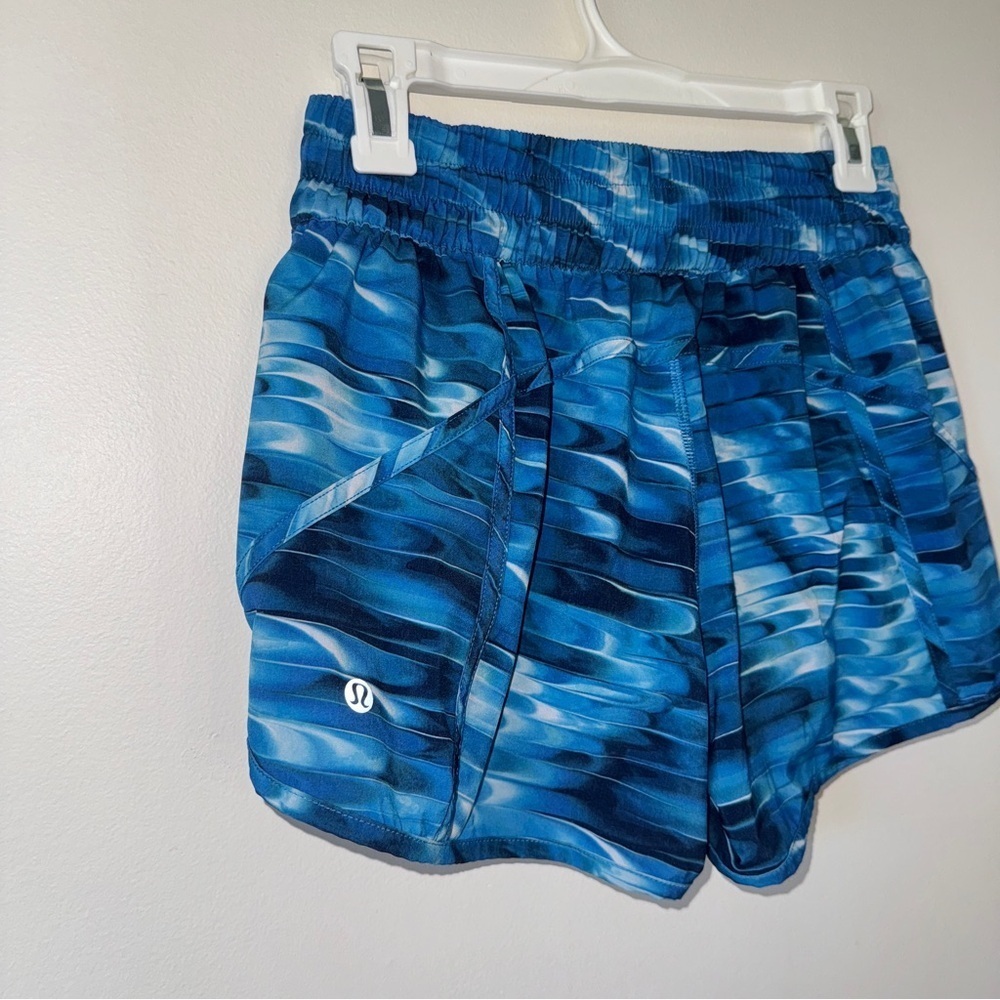 Lululemon Tracker Short V *4" Tidal Multi 8 - image 5